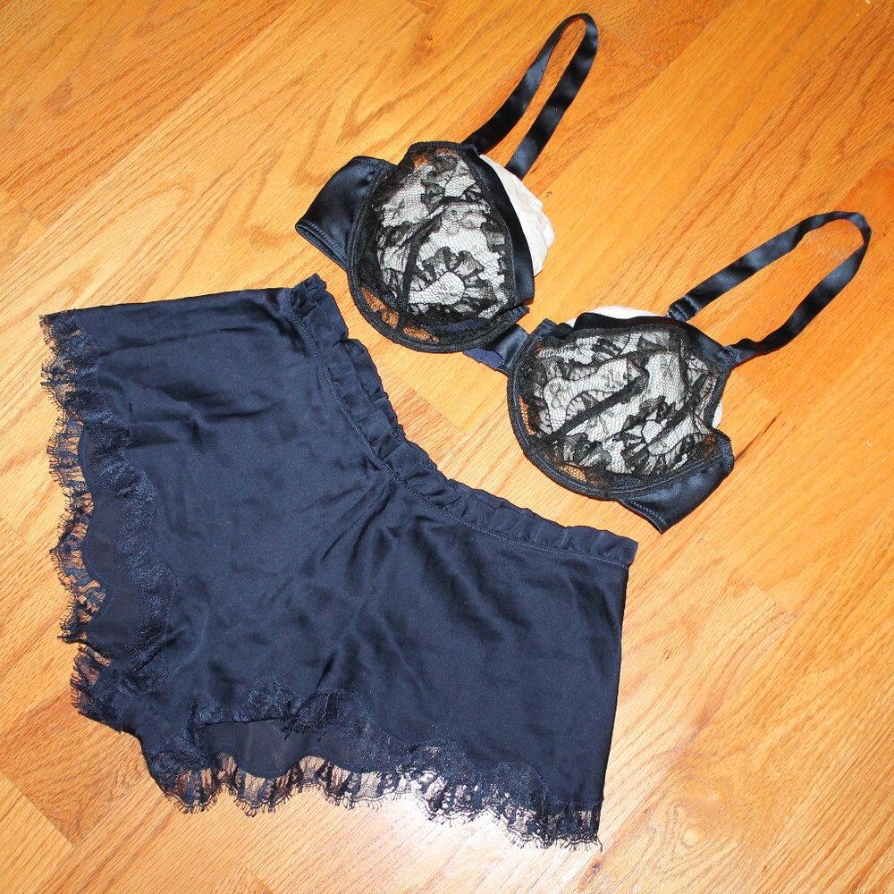 SOLD Carine Gilson Rituel silk lace bra tap short pant set navy blue Large NWOT